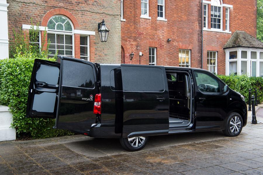  Toyota ProAce Van Long 2016 года  (UK) (фото 3 из 13)